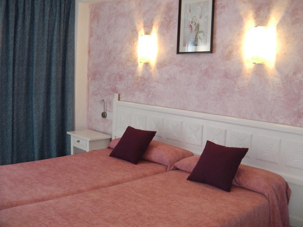 Hotel Alfonso 卡拉纳雅达 外观 照片