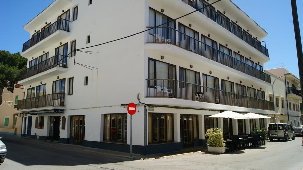 Hotel Alfonso 卡拉纳雅达 外观 照片